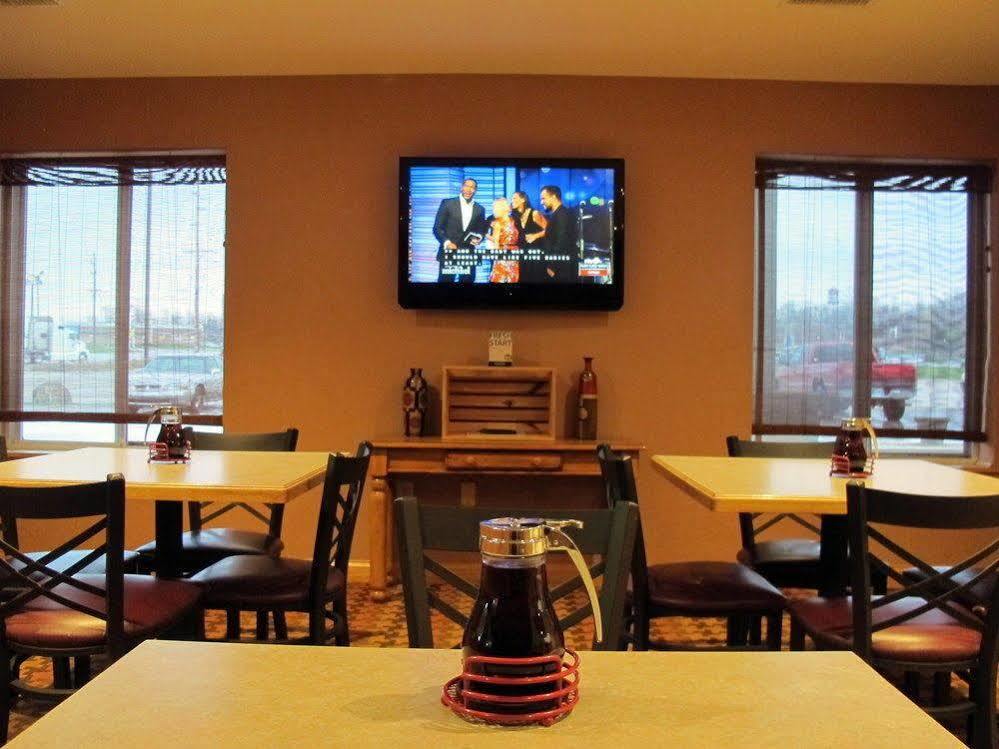 Super 8 By Wyndham Cloverdale Wine Country Buitenkant foto